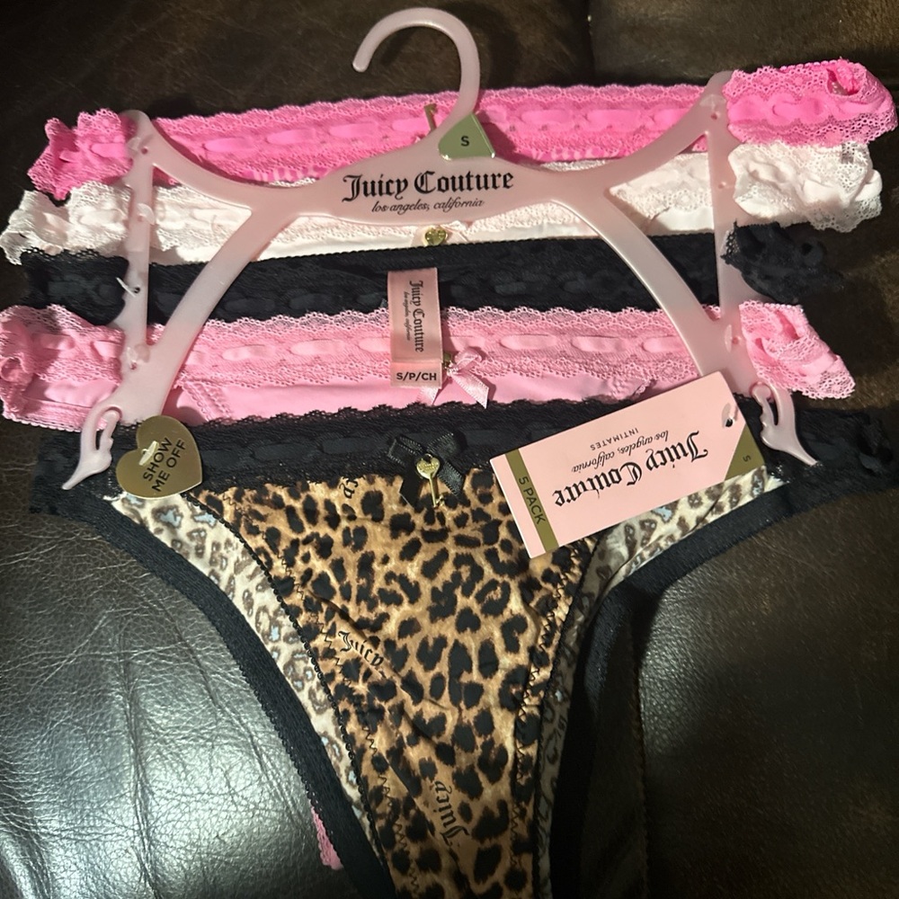 Juicy Couture women Leopard Print & Pink Lace Thong Set